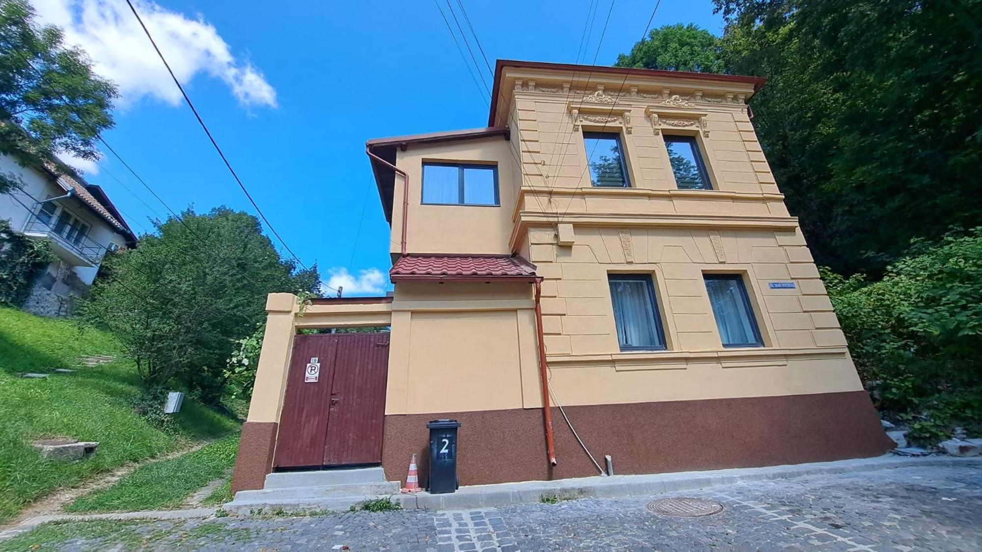 Cosy Studio In The Heart Of Brașov Exterior foto